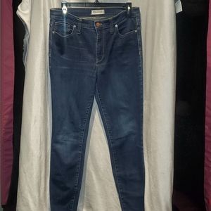Madewell High Riser Skinny size 31.